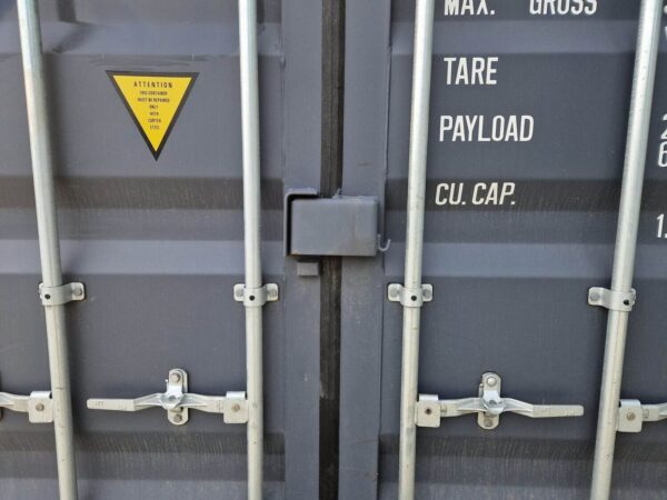 20′ ERSTVERKAUFS-CONTAINER RAL 7015 VERFÜGBAR AUF LAGER – Image 3