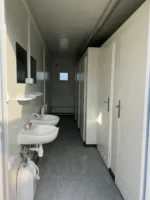Salle de Bain Conteneur 6×2,44 m – 5 WC – Module Sanitaire Grands Événements et Chantiers